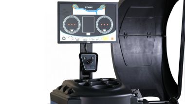 Станок балансировочный полуавтомат с дисплеем 4523P #2