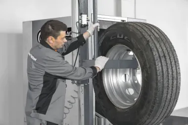 Мойка колес ТехноВектор ТОРНАДО TRUCK без функции нагрева воды #7