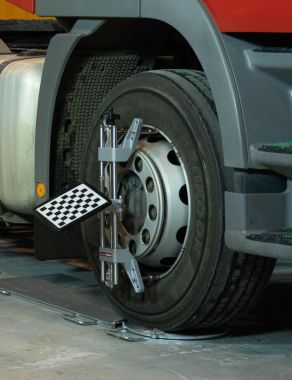 Стенд сход-развал 3D для грузовых автомобилей Техно Вектор 7 Truck T 7204 HTS4 #3