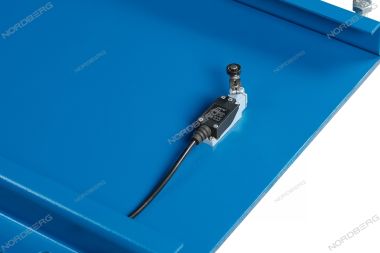 Подъемник автомобильный ножничный для сх-разв 4,5т, 380В, 2 уровня (с авар. опусканием), синий NORDBERG N635-4,5B #5