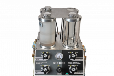 Установка GrunBaum BRK3000 для замены жидкостей тормозной системы и гидроусилителя руля #3