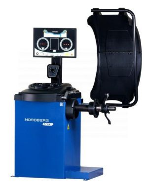 Станок балансировочный полуавтомат с дисплеем 4523P #1