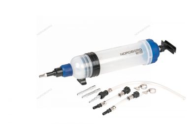 Шприц для заливки масла пластиковый с комплектом насадок, 1500 мл NO1500