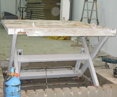 Гидравлический подъемный стол с откидным мостиком ДАРЗ СП 2,5-09