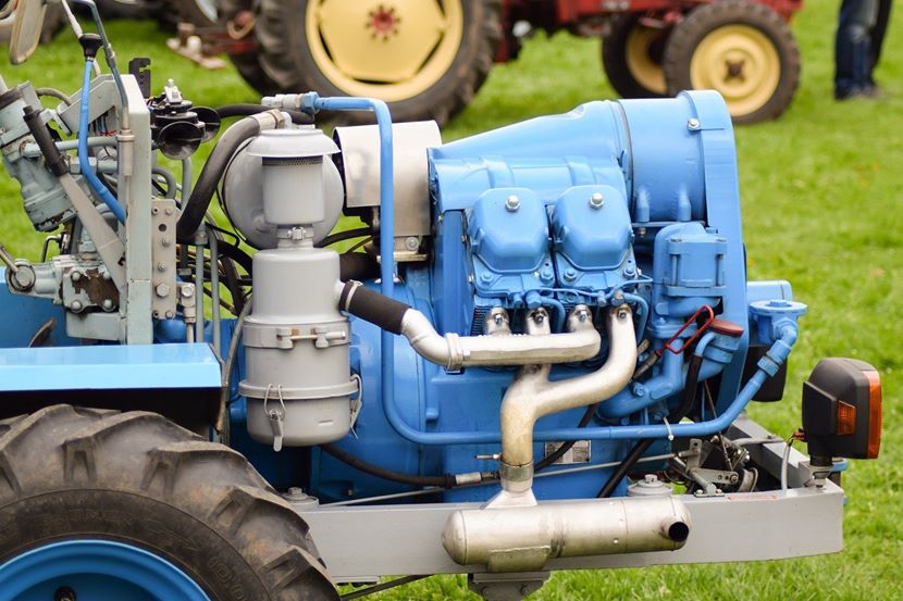 Двигатели тракторов системы механизмов